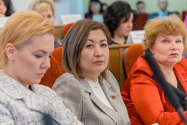 Депутаты дали оценку работе силовиков, омбудсмена и аудиторов  